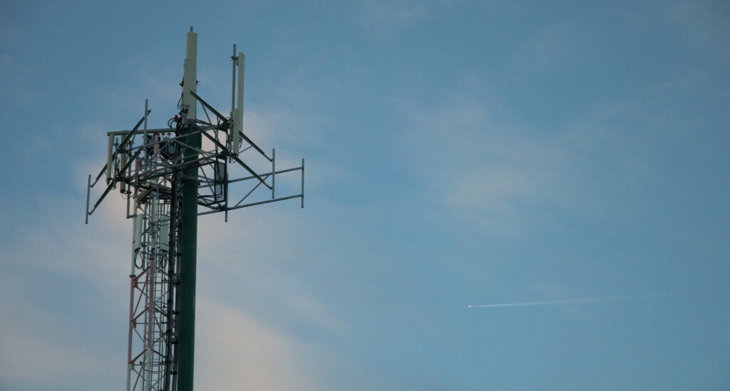 antenna backdrop sky